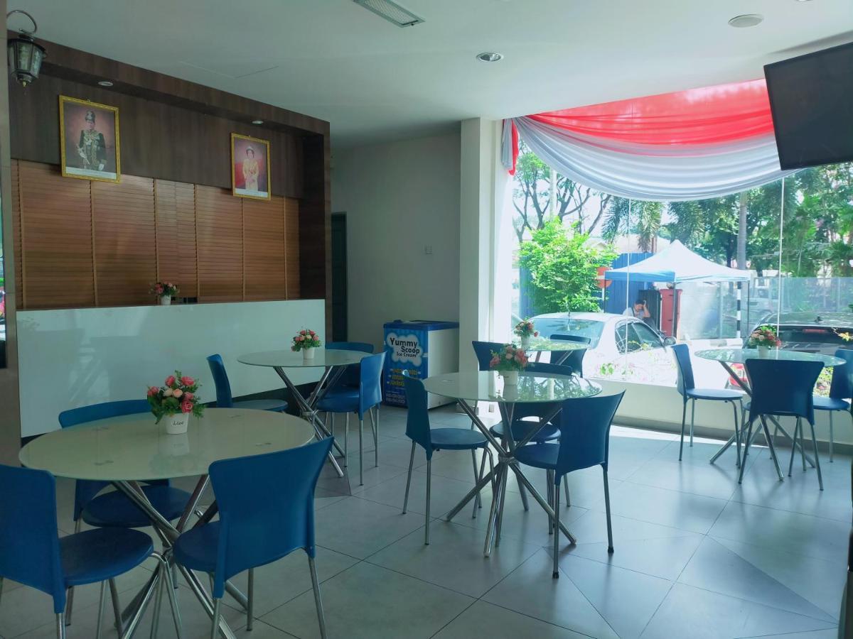 Hotel Darulaman Άλορ Σταρ Εξωτερικό φωτογραφία